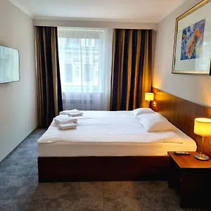 Hit Hotel Varsovia