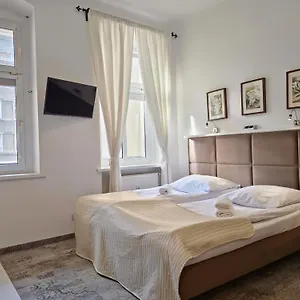 Velvet Apartahotel